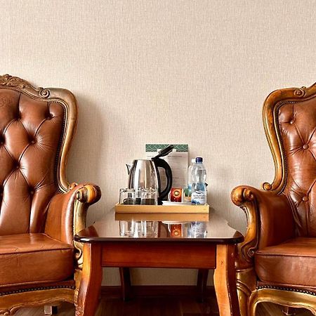 Hotel Royal โปลตาวา ภายนอก รูปภาพ