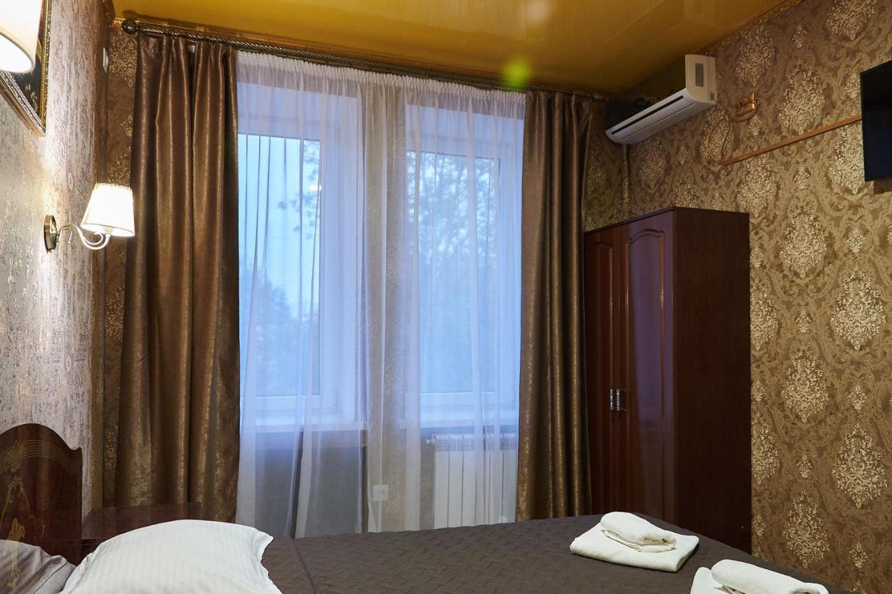 Hotel Royal โปลตาวา ภายนอก รูปภาพ