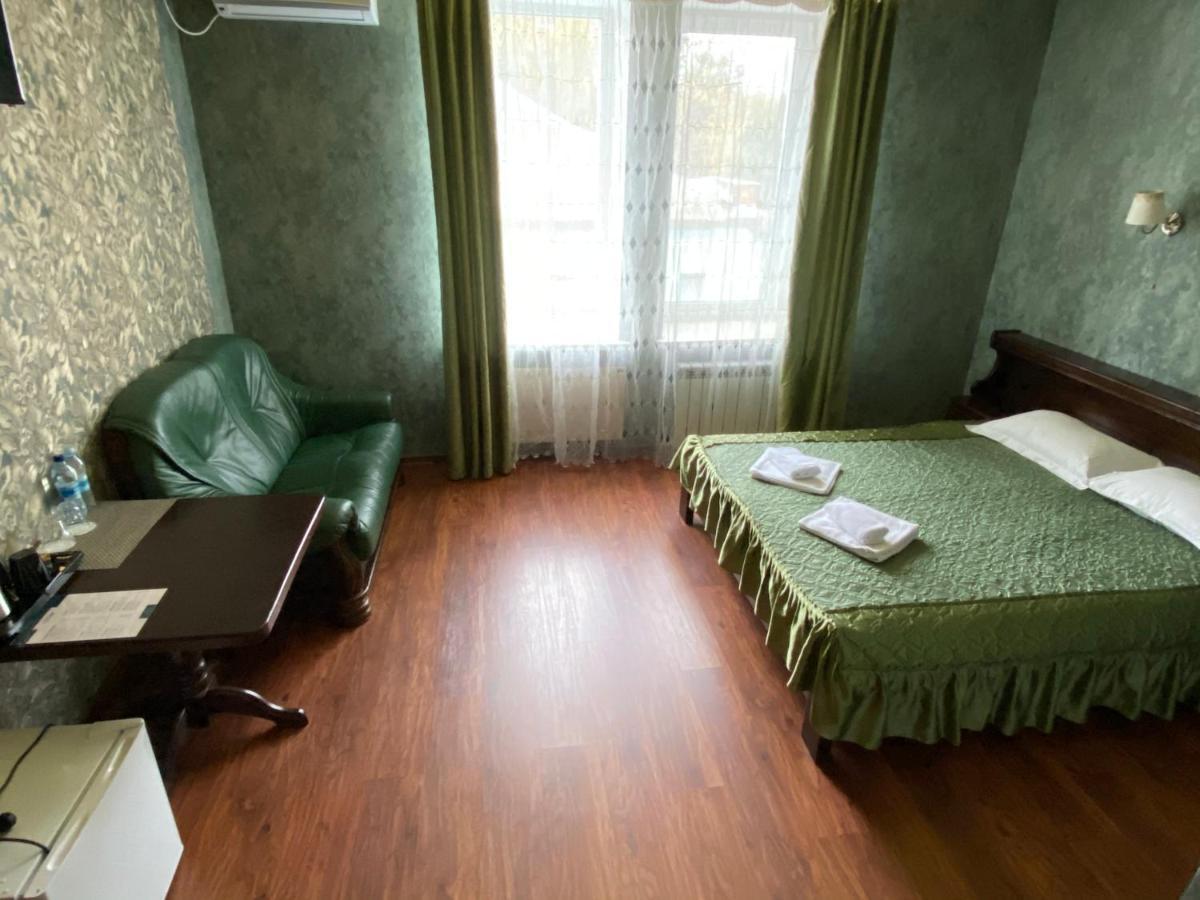 Hotel Royal โปลตาวา ภายนอก รูปภาพ
