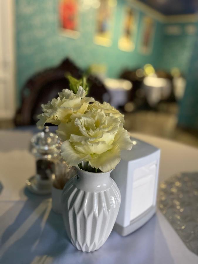 Hotel Royal โปลตาวา ภายนอก รูปภาพ