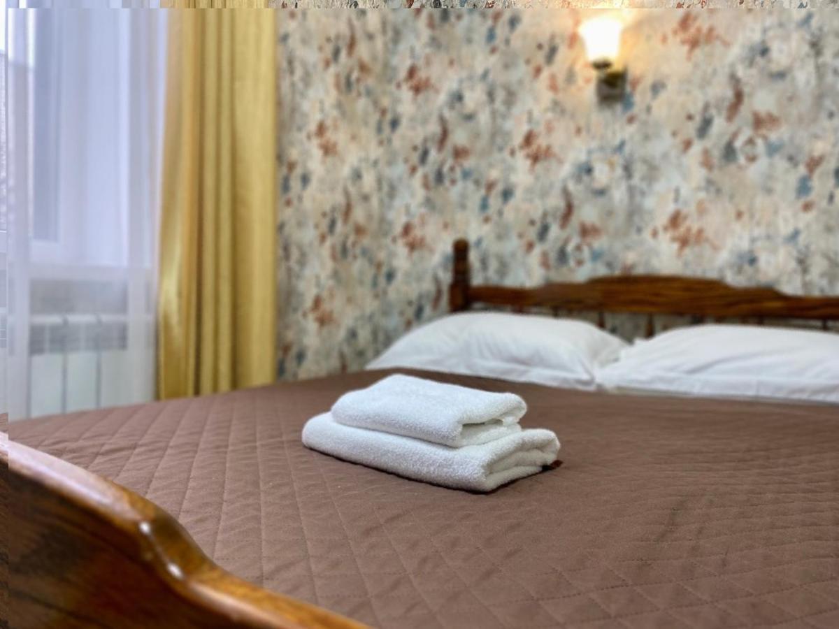 Hotel Royal โปลตาวา ภายนอก รูปภาพ