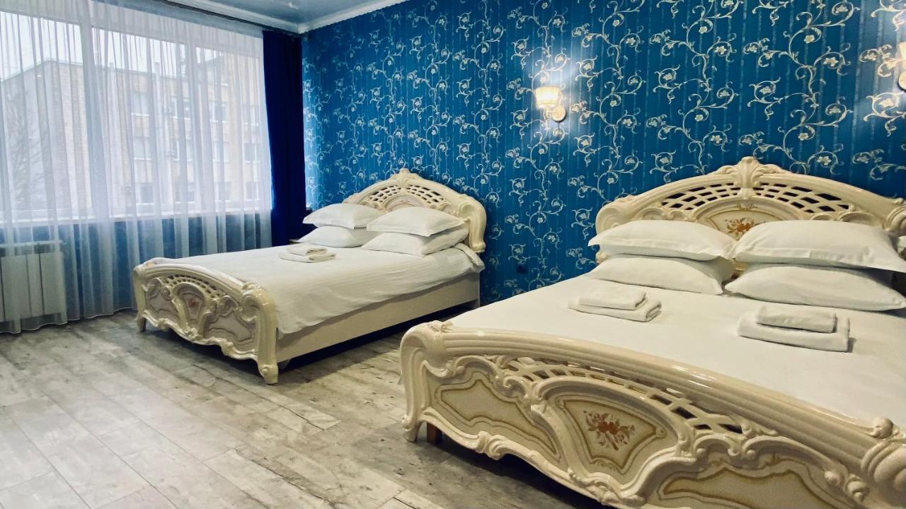 Hotel Royal โปลตาวา ภายนอก รูปภาพ