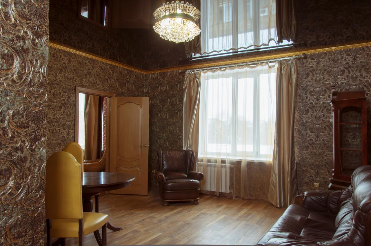 Hotel Royal โปลตาวา ภายนอก รูปภาพ