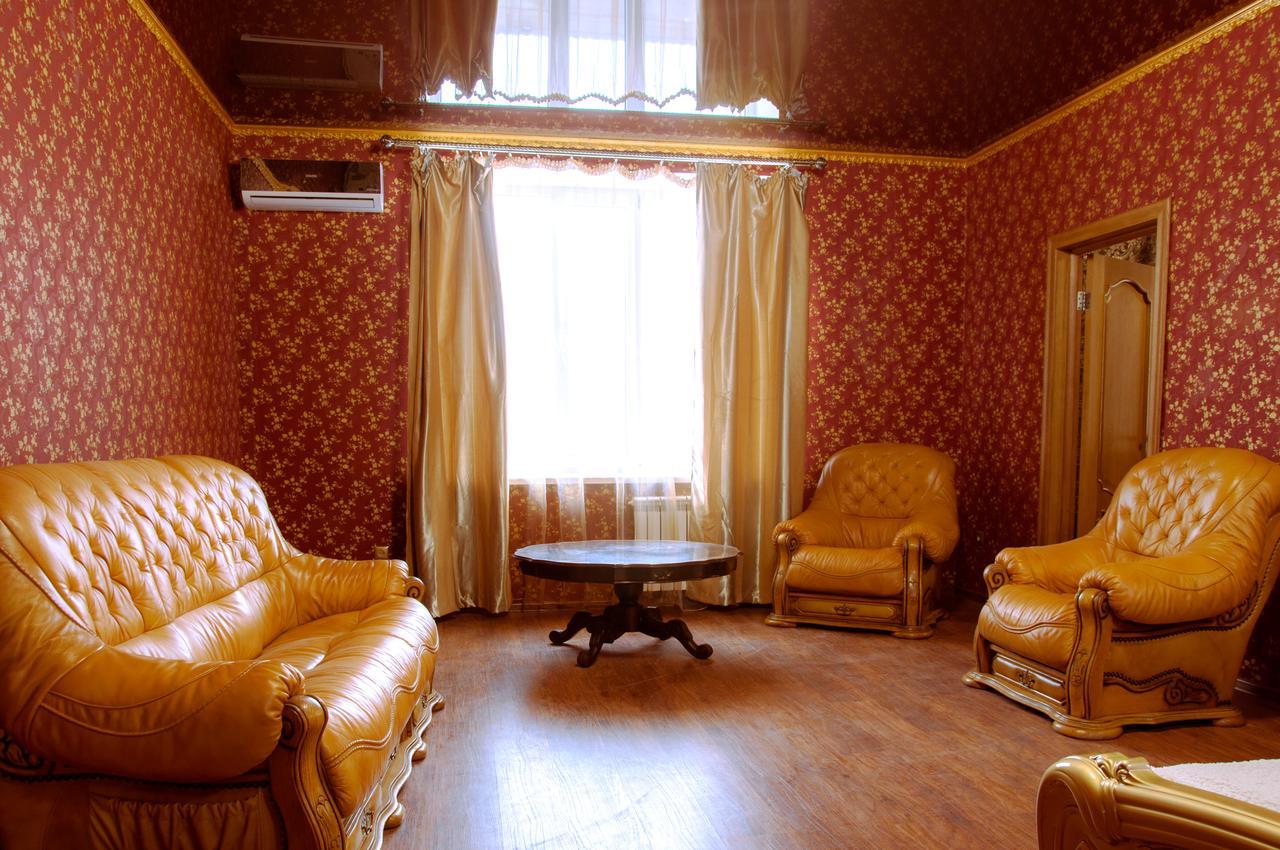 Hotel Royal โปลตาวา ภายนอก รูปภาพ